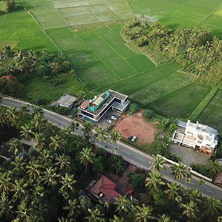 Paddyfield Inn Mananthavady Exterior photo