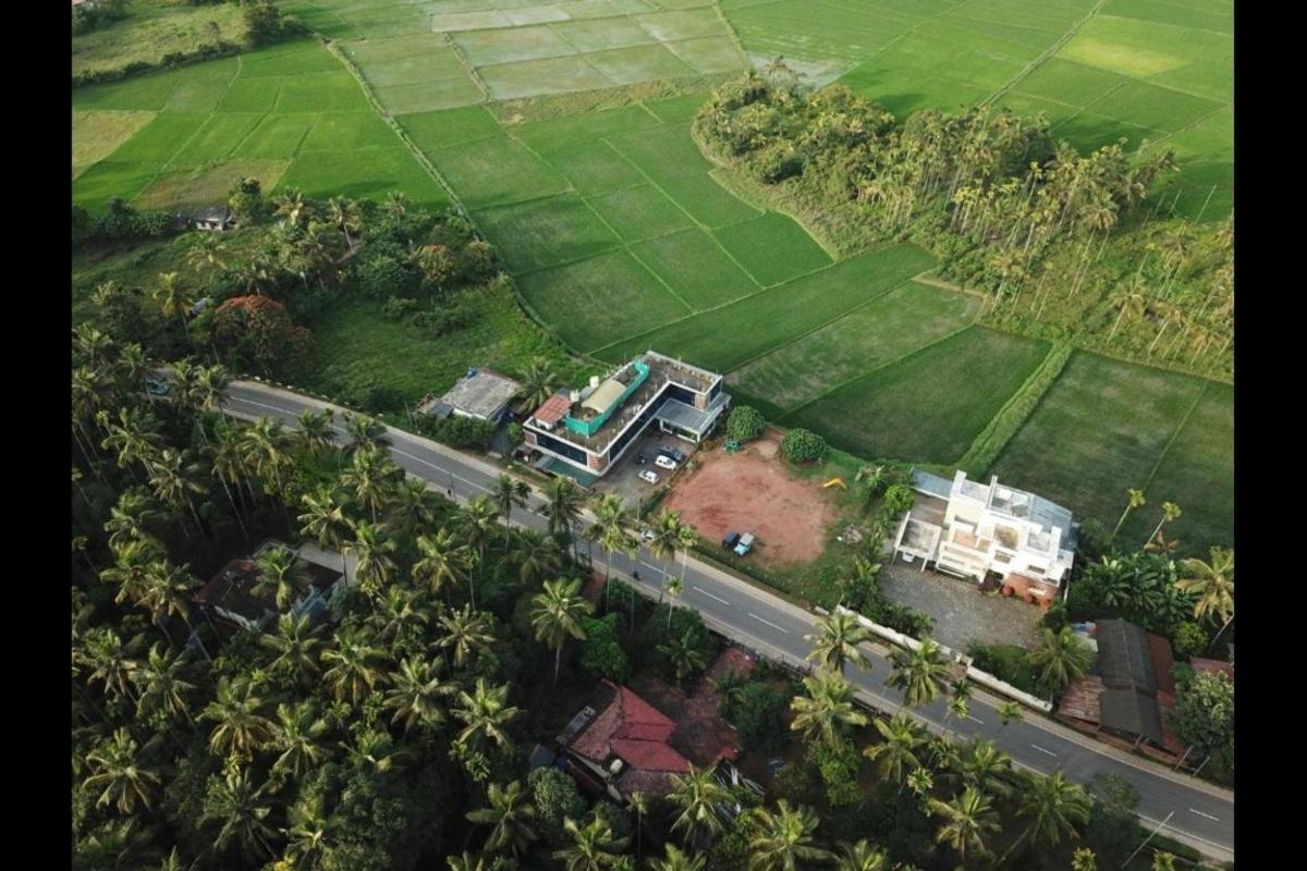 Paddyfield Inn Mananthavady Exterior photo