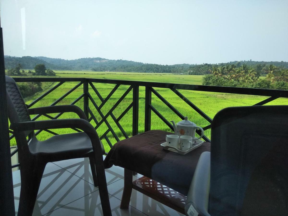 Paddyfield Inn Mananthavady Exterior photo